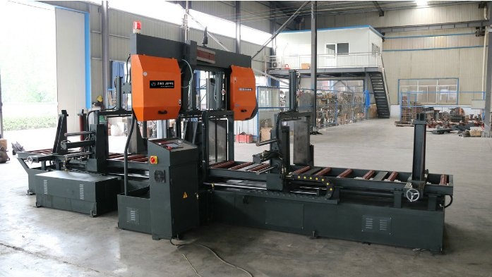 GS600 Superb Machine Automatic CNC Band Saw Machine Metal Cutting