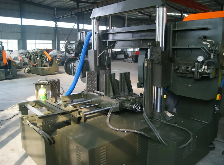 GS600 Superb Machine Automatic CNC Band Saw Machine Metal Cutting